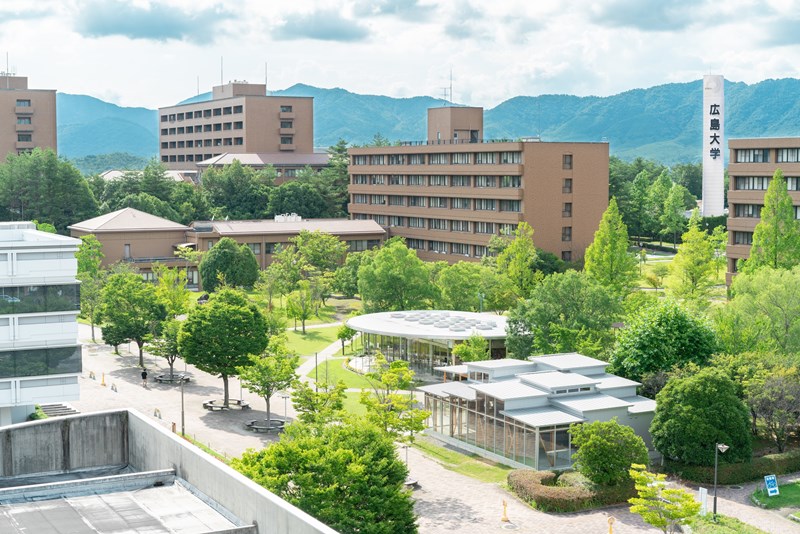 Dai-hoc-Hiroshima-Nhat-Ban.jpg (160 KB)